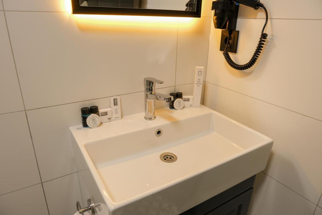 Plus Hotel & Private Transportation Istanbul Airport-By Loft Arnavutkoy Exterior photo