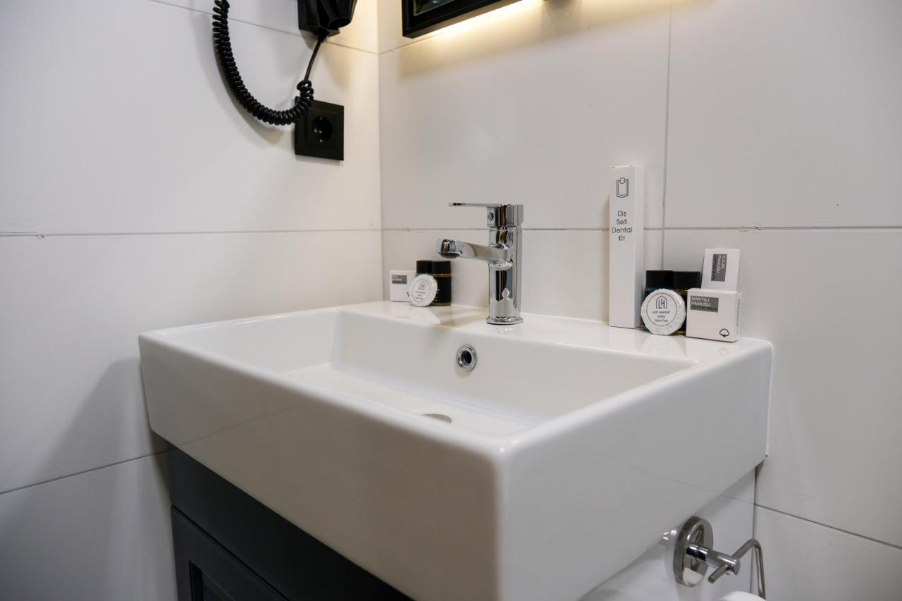 Plus Hotel & Private Transportation Istanbul Airport-By Loft Arnavutkoy Exterior photo